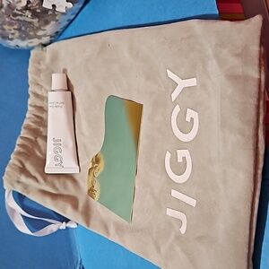 Handmade Sara Meadows 450-Piece Puzzle